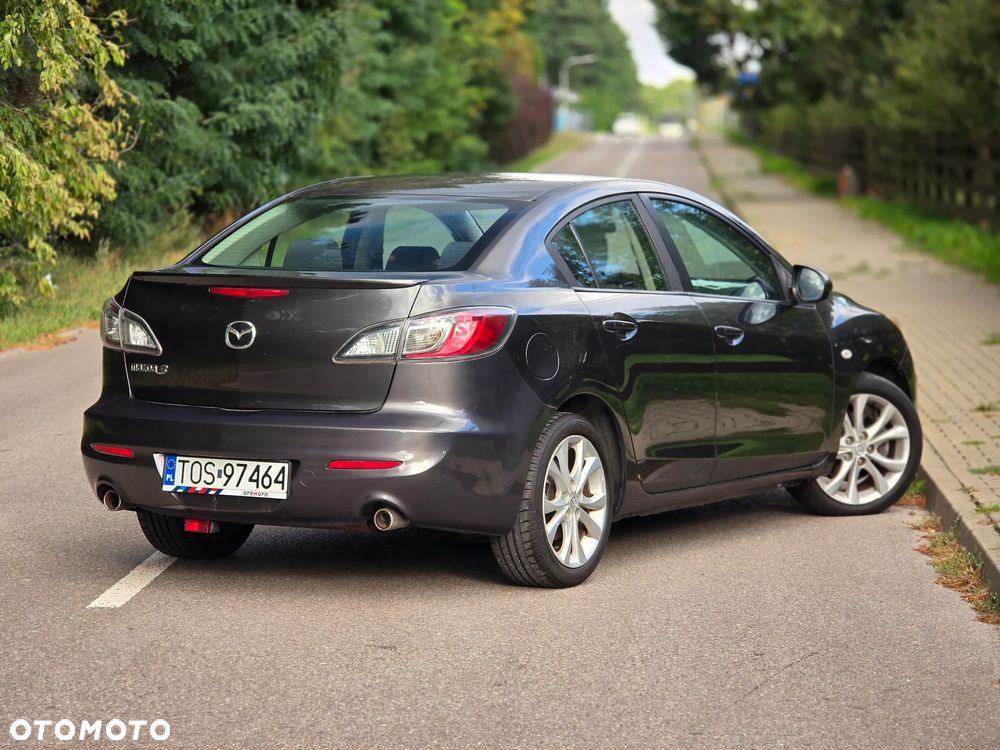 Mazda 3 - 5
