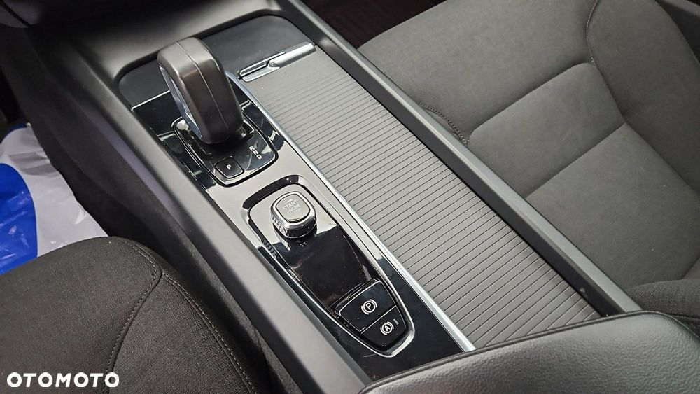 Volvo V60 B3 B Momentum Pro - 18