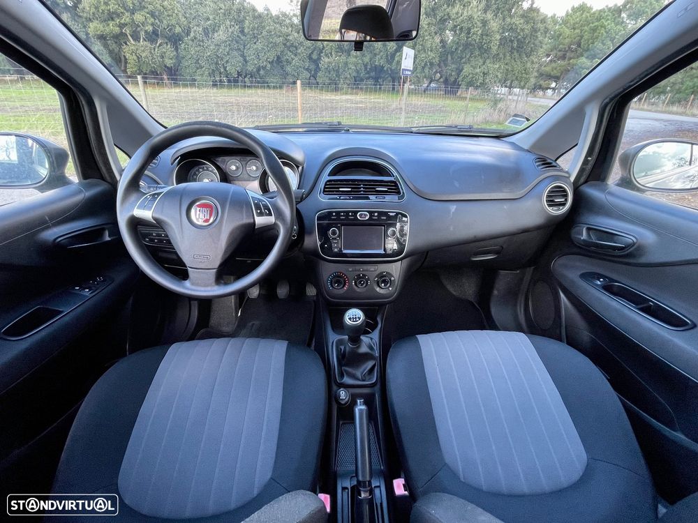 Fiat Punto 1.3 M-Jet Lounge S&S - 10