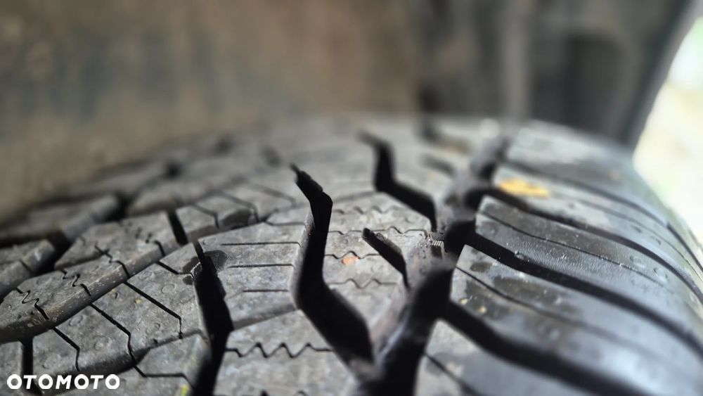 Peugeot 3008 1.5 BlueHDi Allure S&S - 13