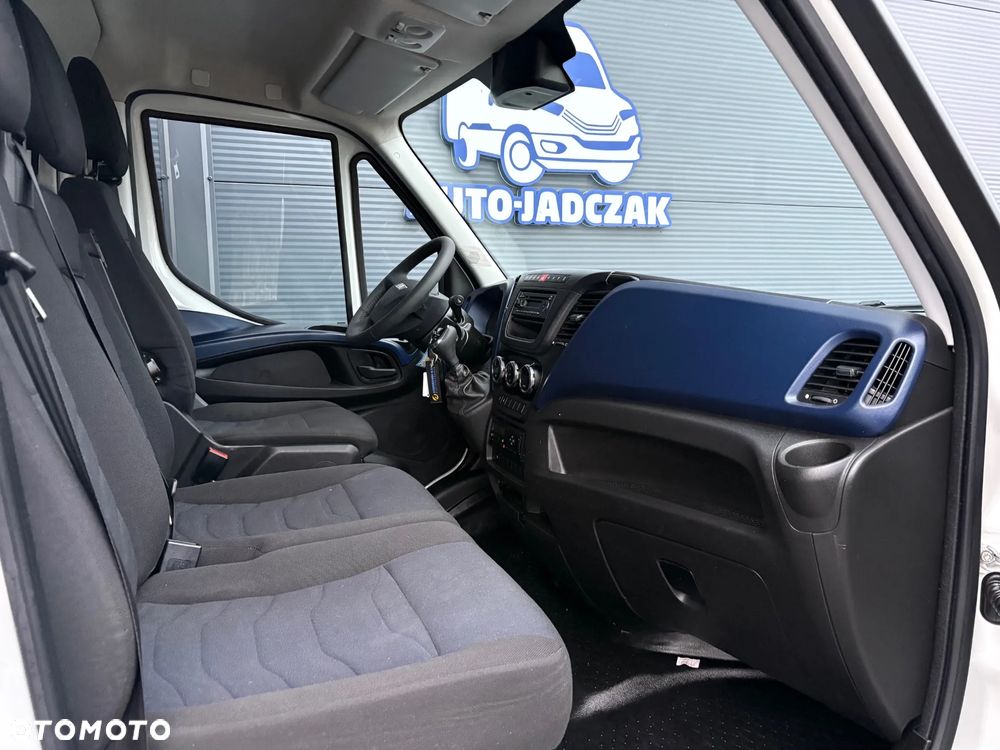 Iveco Daily 50C18 35C18 3.0 HPI Hi-Matic Kontener 8 palet + winda 750kg + drzwi boczne **Niski przebieg**Climatronic**Sprowadzony** - 10