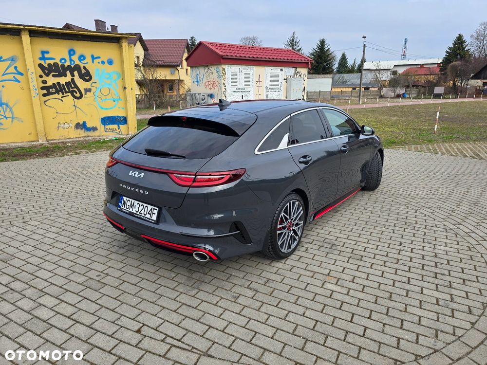 Kia ProCeed - 8