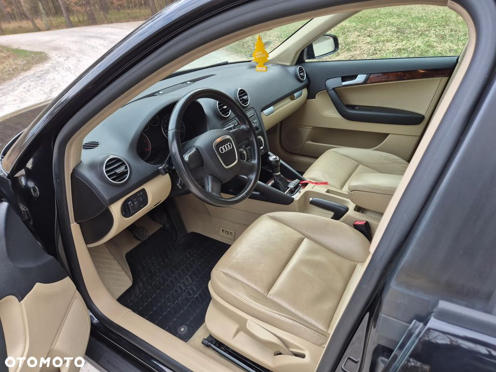 Audi A3 Sportback 2.0 TDI DPF Ambition - 21