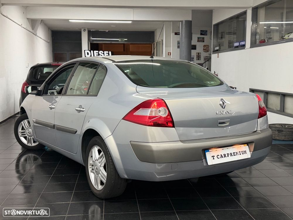 Renault Mégane 1.5 dCi Dynamique Luxe - 5