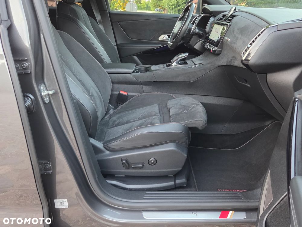 DS Automobiles DS 7 Crossback 1.6 PureTech GPF Performance Line + - 16