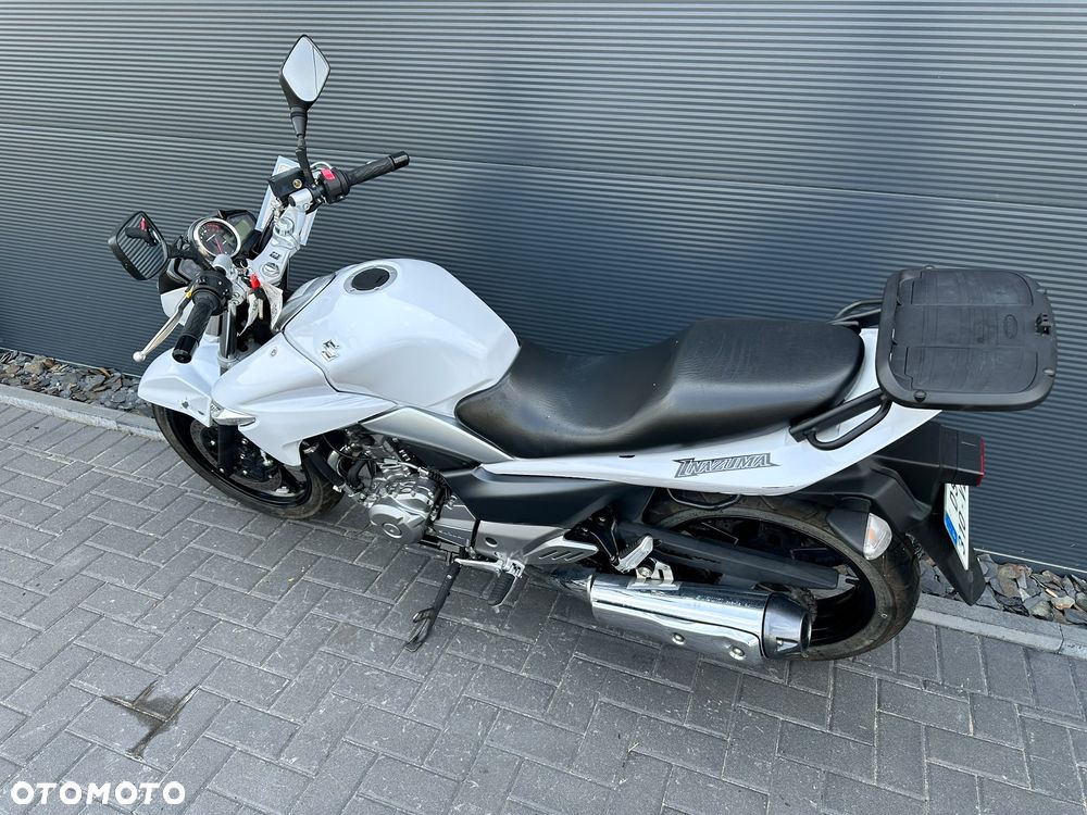 Suzuki GW 250 - 3