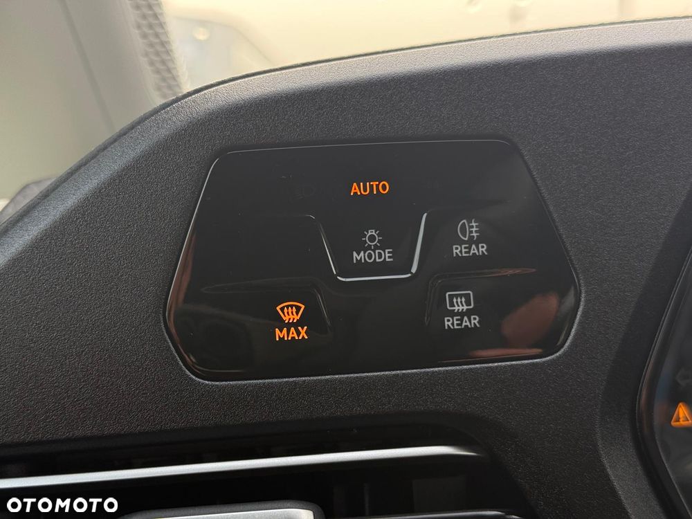 Volkswagen Caddy 2.0 TDI DSG - 23