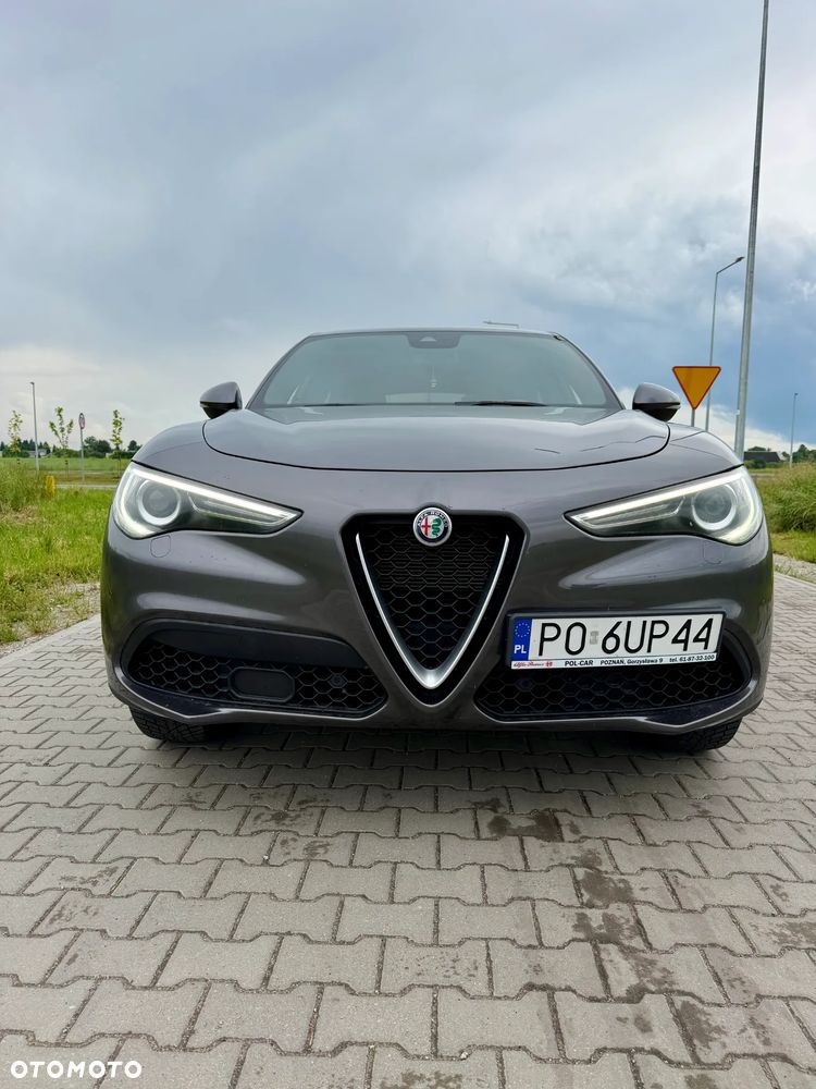 Alfa Romeo Stelvio 2.0 Turbo Executive Q4 - 3