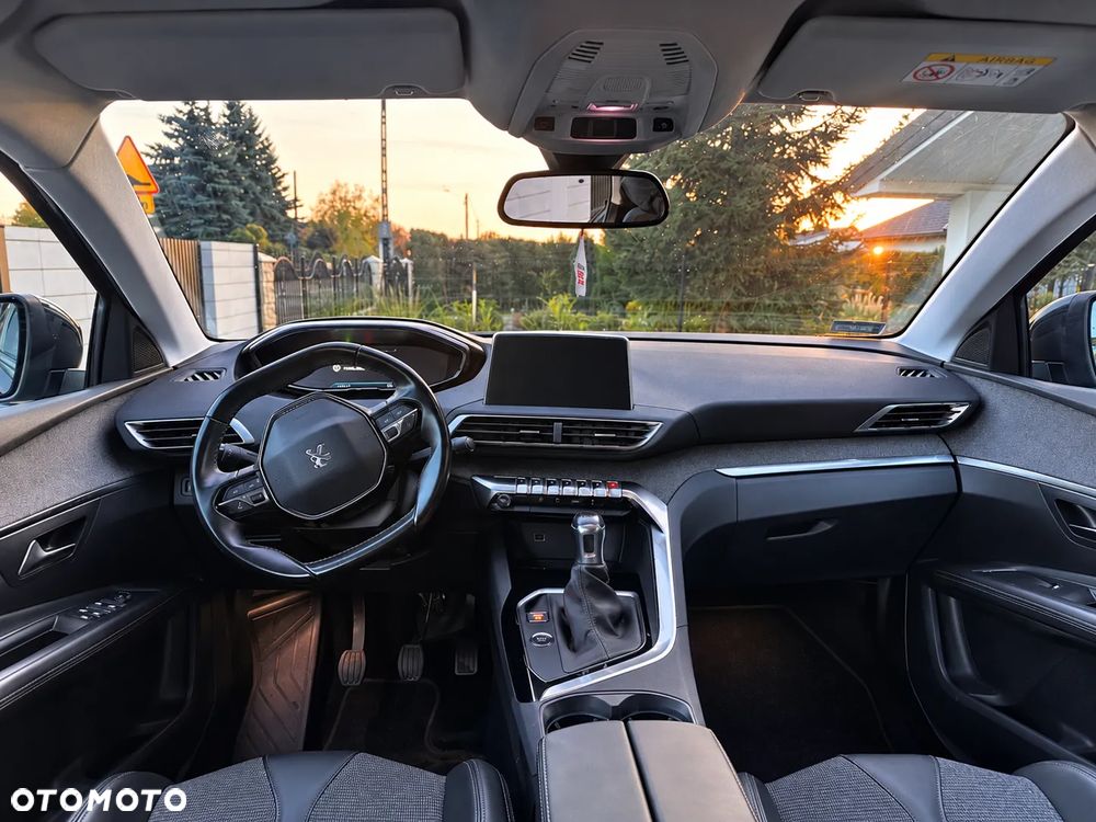 Peugeot 3008 - 23