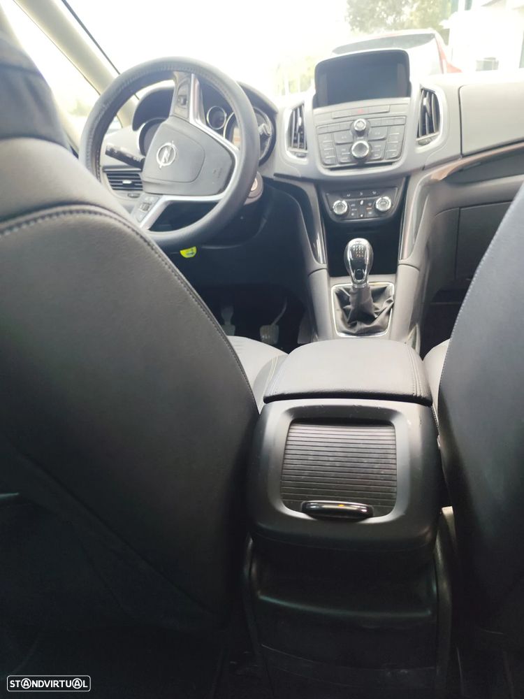 Opel Zafira 1.6 CDTi Executive - 15