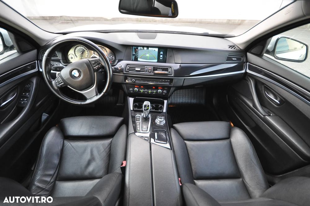 BMW Seria 5 525d xDrive Aut. Luxury Line - 12