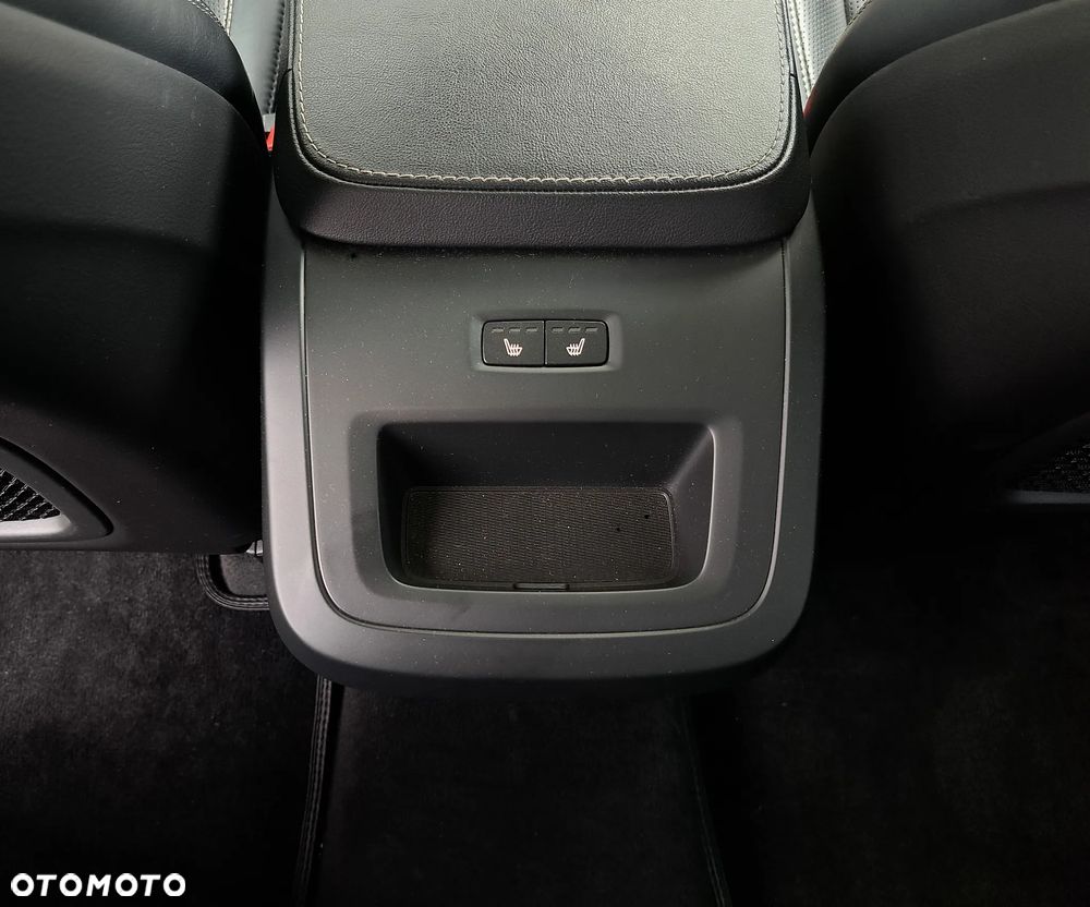 Volvo XC 90 B5 D AWD Inscription - 26