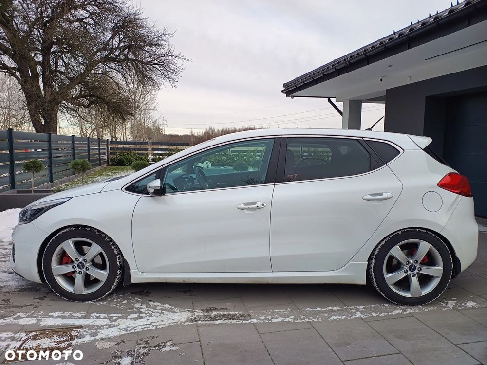 Kia Ceed 1.6 T-GDI GT L - 15