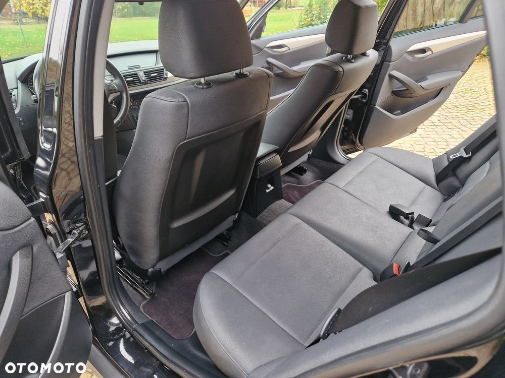 BMW X1 xDrive18d Sport Line - 12