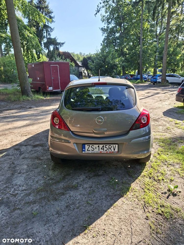 Opel Corsa - 4