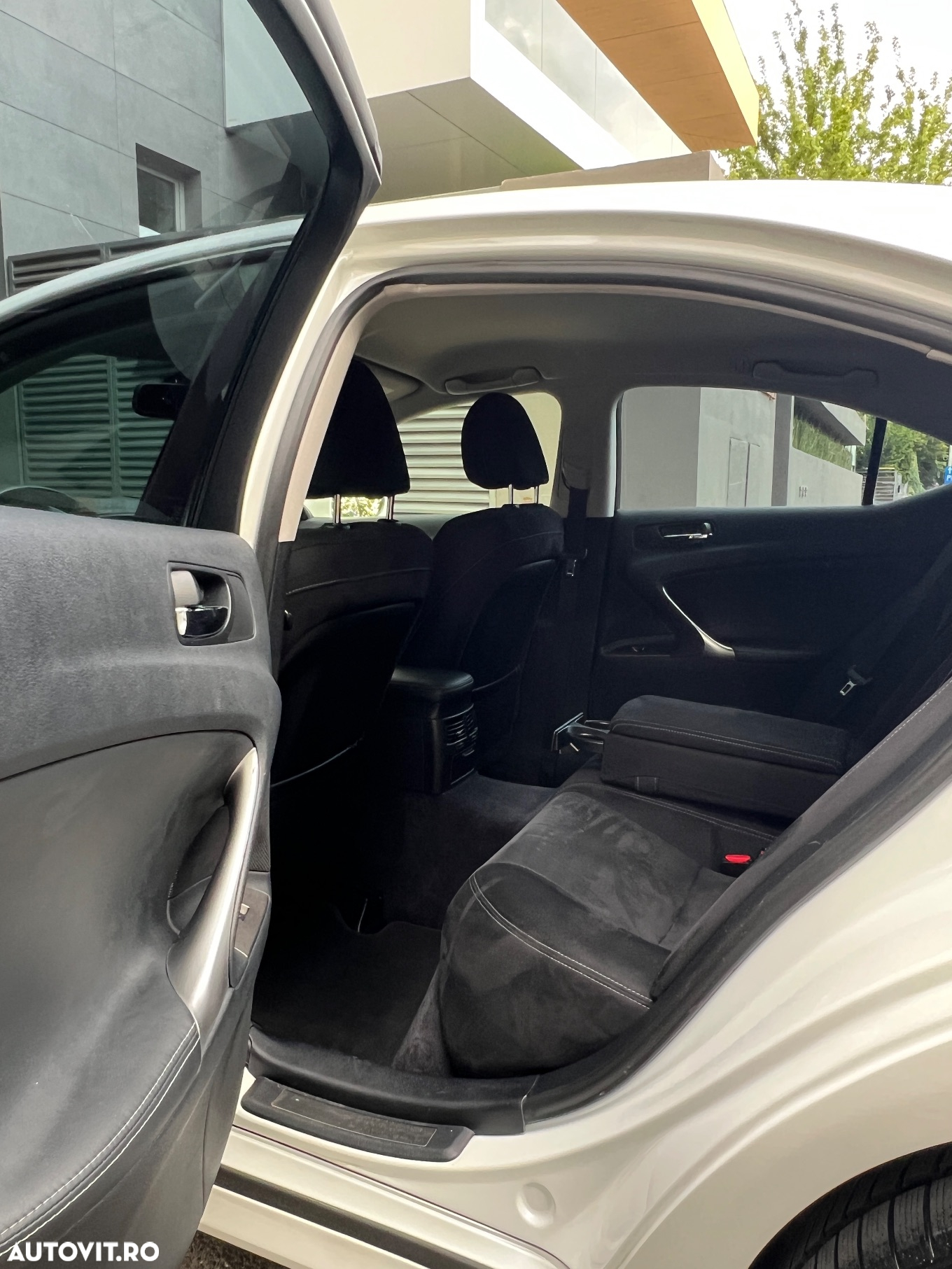 Lexus Seria IS 220d Sport F - 8