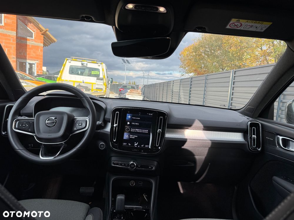 Volvo XC 40 T2 Essential - 11