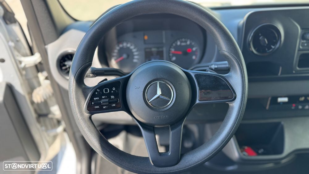 Mercedes-Benz Sprinter 314 CDI37 CX Automática - 12