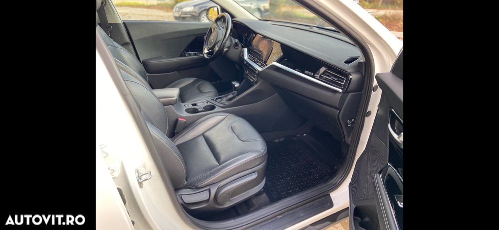 Kia Niro 1.6 GDI HEV 2WD OPF Aut. Edition 7 - 5