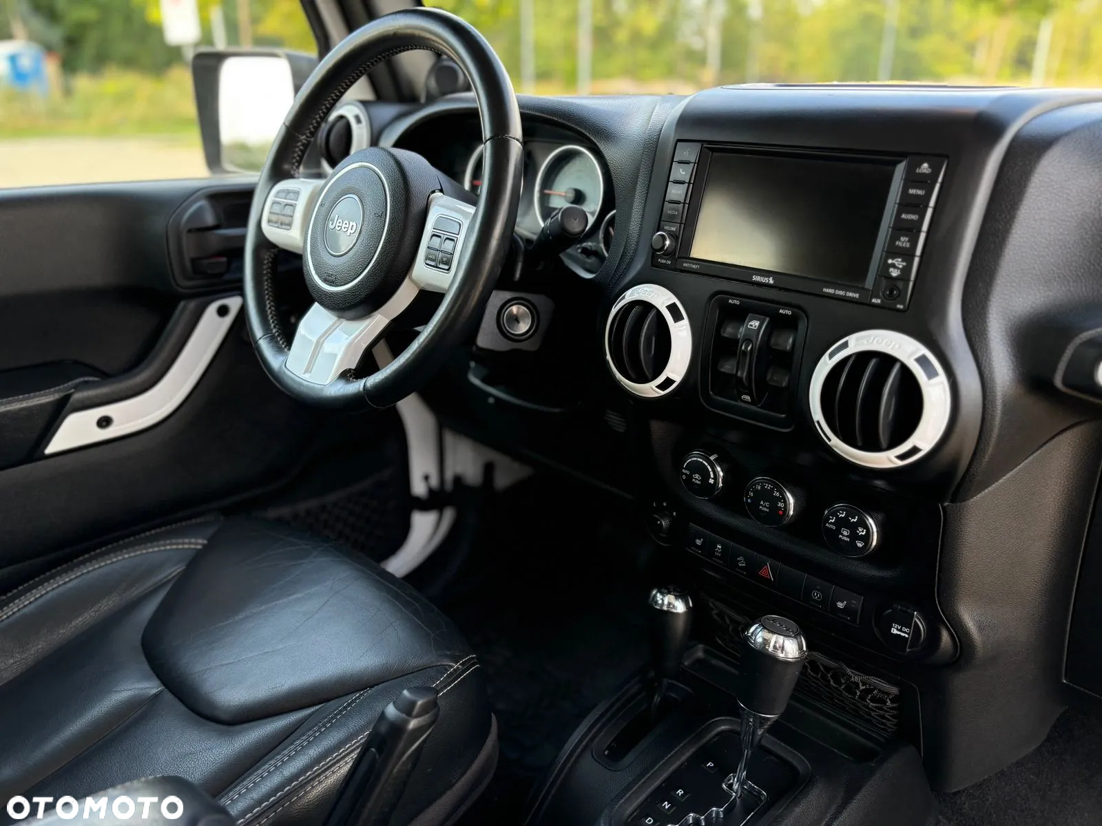 Jeep Wrangler - 22