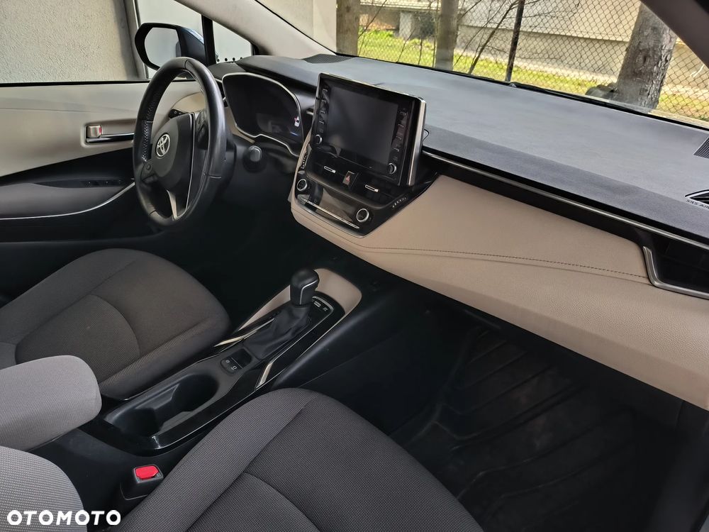 Toyota Corolla - 9
