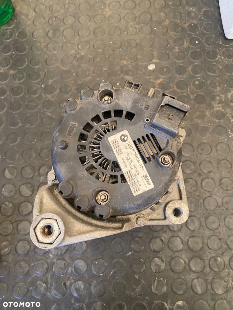 BMW X1 X3 E81 E87 E90 E91 E60 E61 E84 2.0D IGŁA ! ! po 39 tyś km! ALTERNATOR - 8