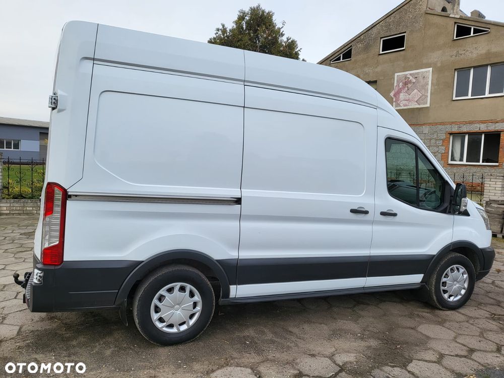 Ford Transit - 24