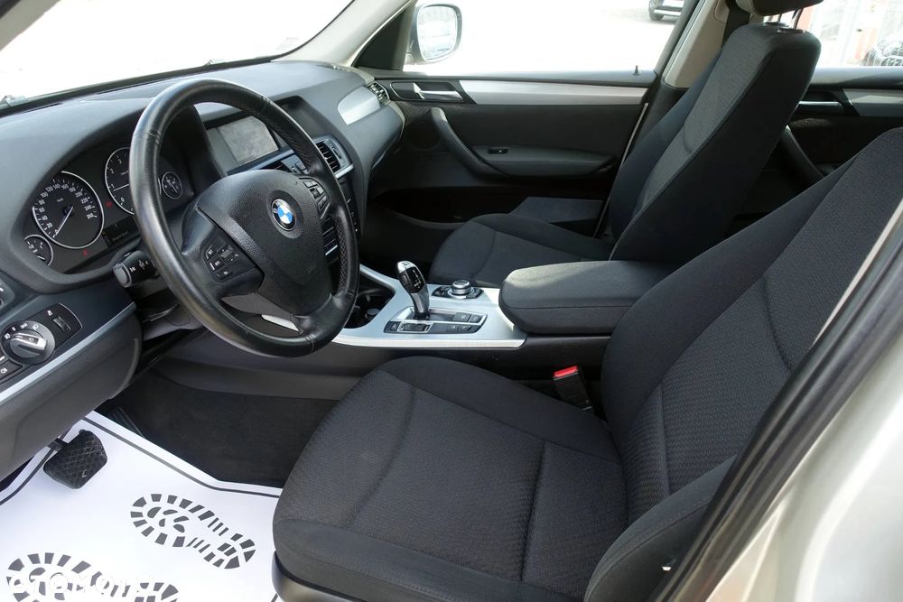 BMW X3 xDrive20d - 10