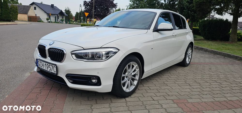 BMW Seria 1 116d Sport Line - 2