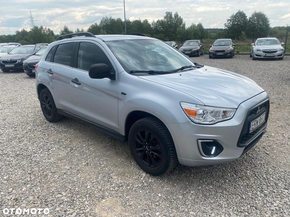 Mitsubishi ASX - 10
