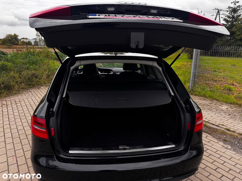 Audi A4 Avant - 13
