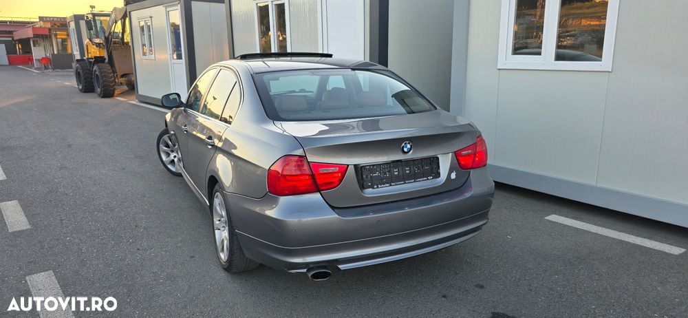 BMW Seria 3 - 15