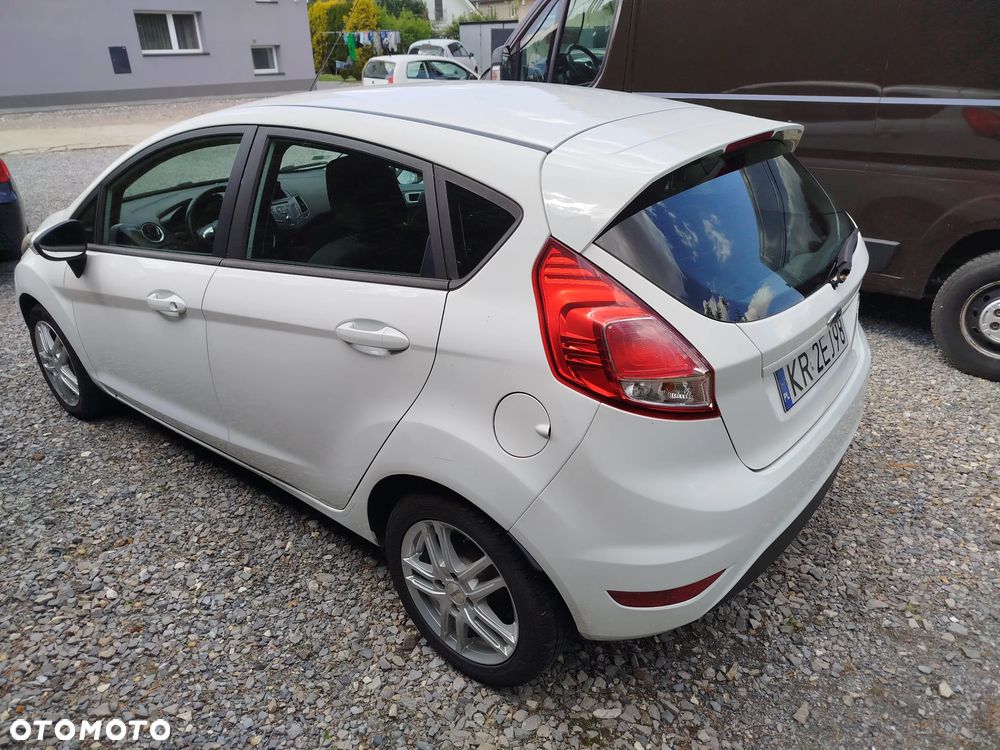 Ford Fiesta 1.5 TDCi SYNC Edition - 3