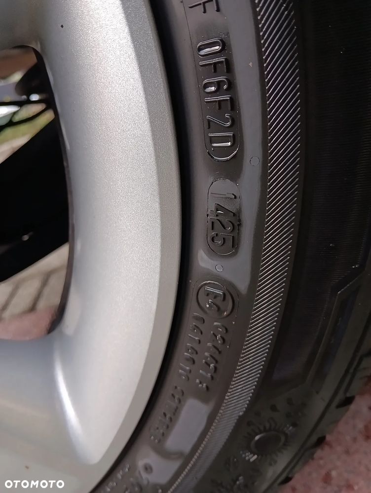 Dacia Sandero Stepway TCe 90 Prestige - 26