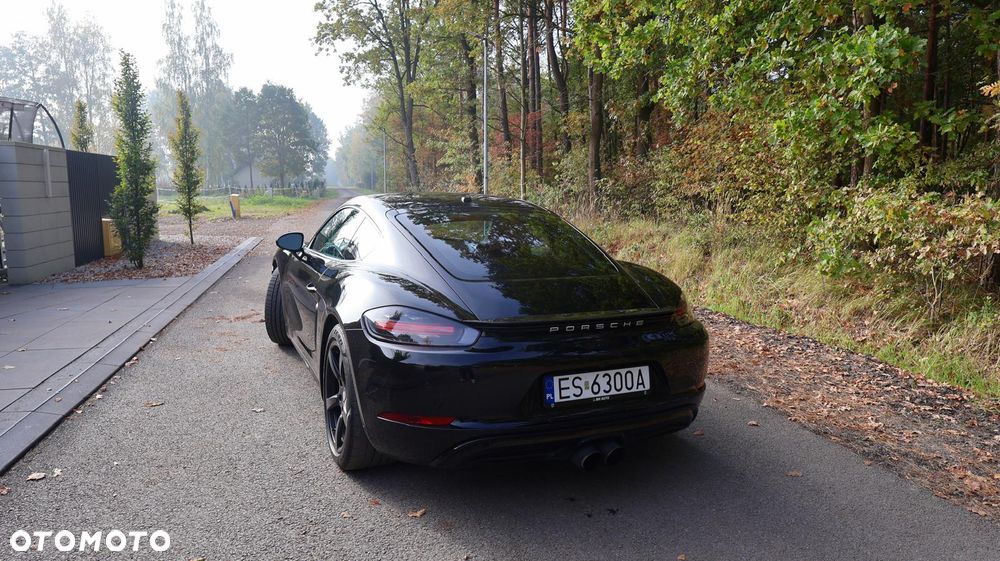 Porsche 718 Cayman 2019 photo 2