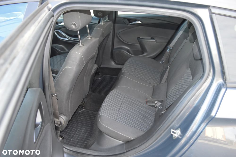 Opel Astra - 9