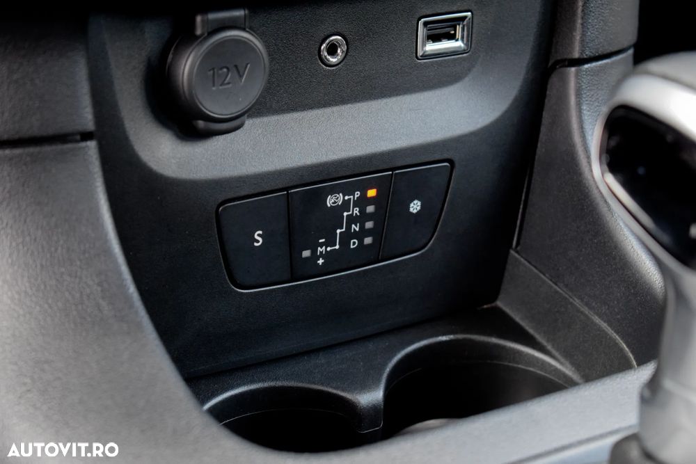 Citroën C3 1.2 PureTech S&S EAT Shine - 20