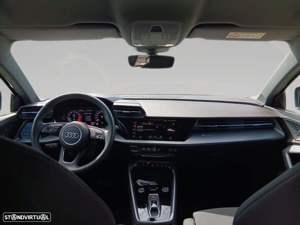 Audi A3 Limousine 30 TFSI Advanced S tronic - 12