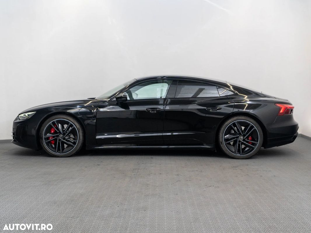 Audi e-tron GT - 2