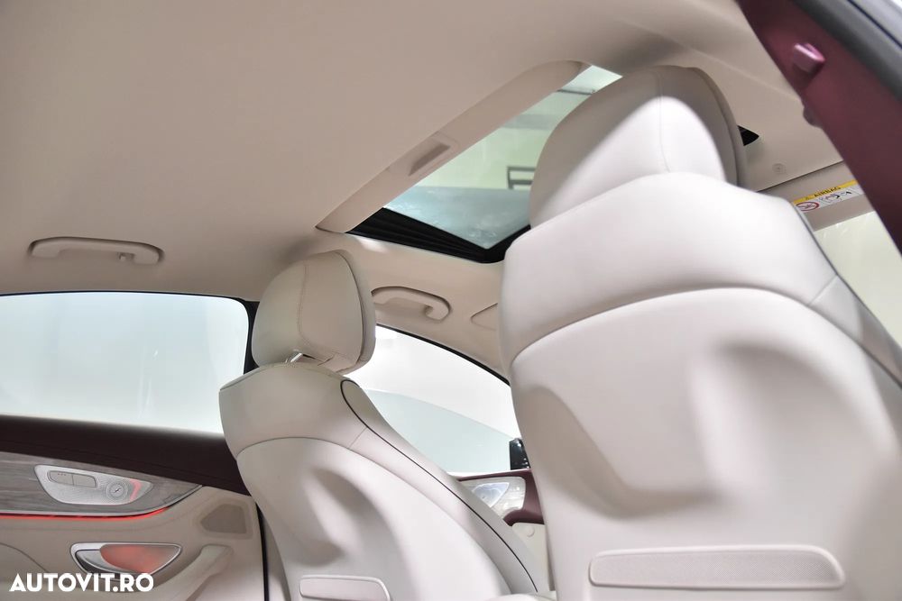 Mercedes-Benz CLS - 26