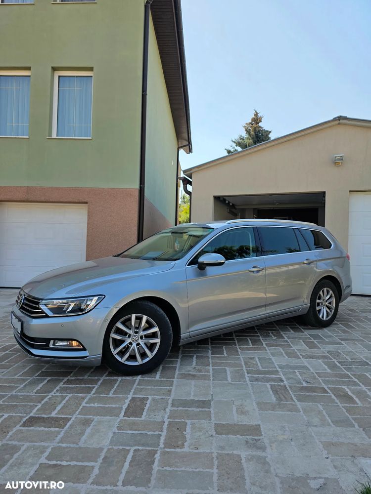 Volkswagen Passat - 4