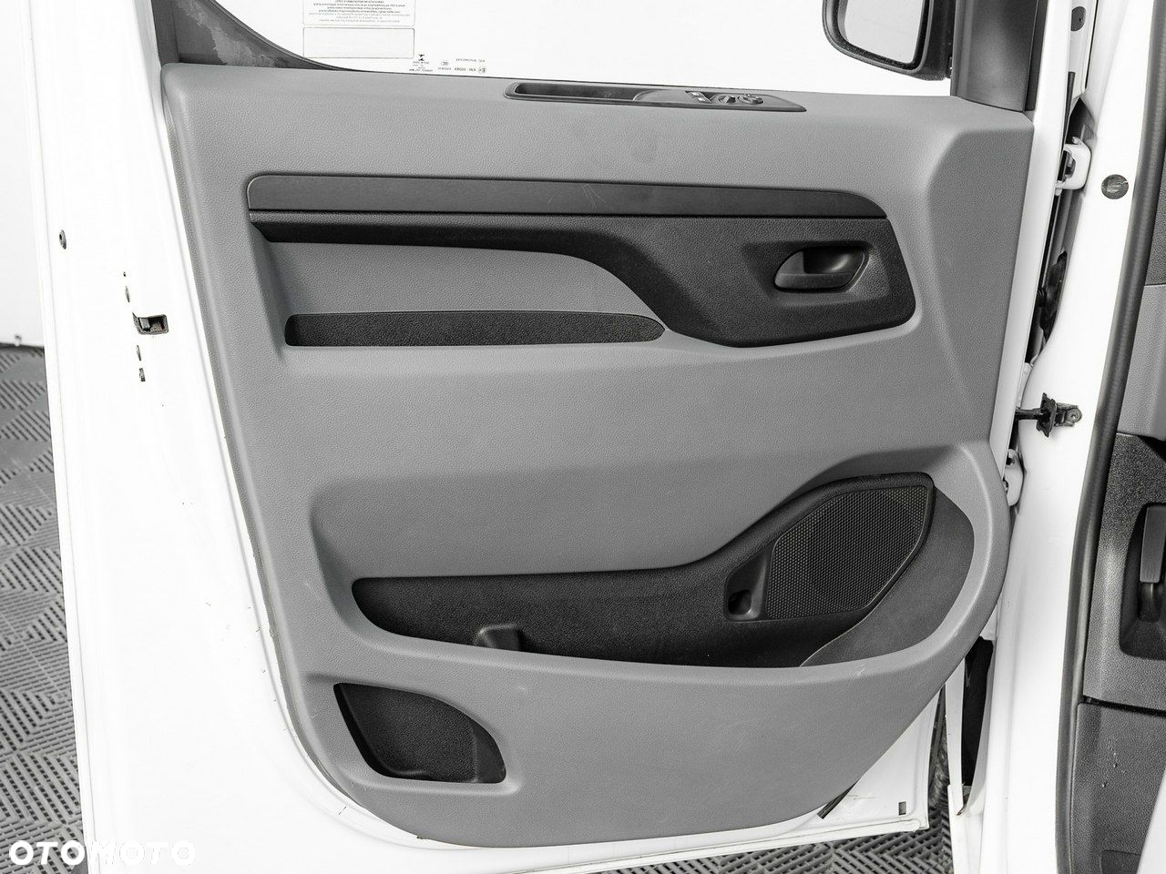 Toyota ProAce Kombi 2.0 D-4D Long 2,8t - 12