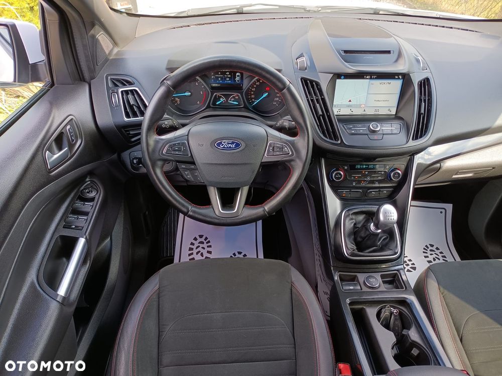 Ford Kuga 2.0 TDCi 4x2 ST-Line - 18