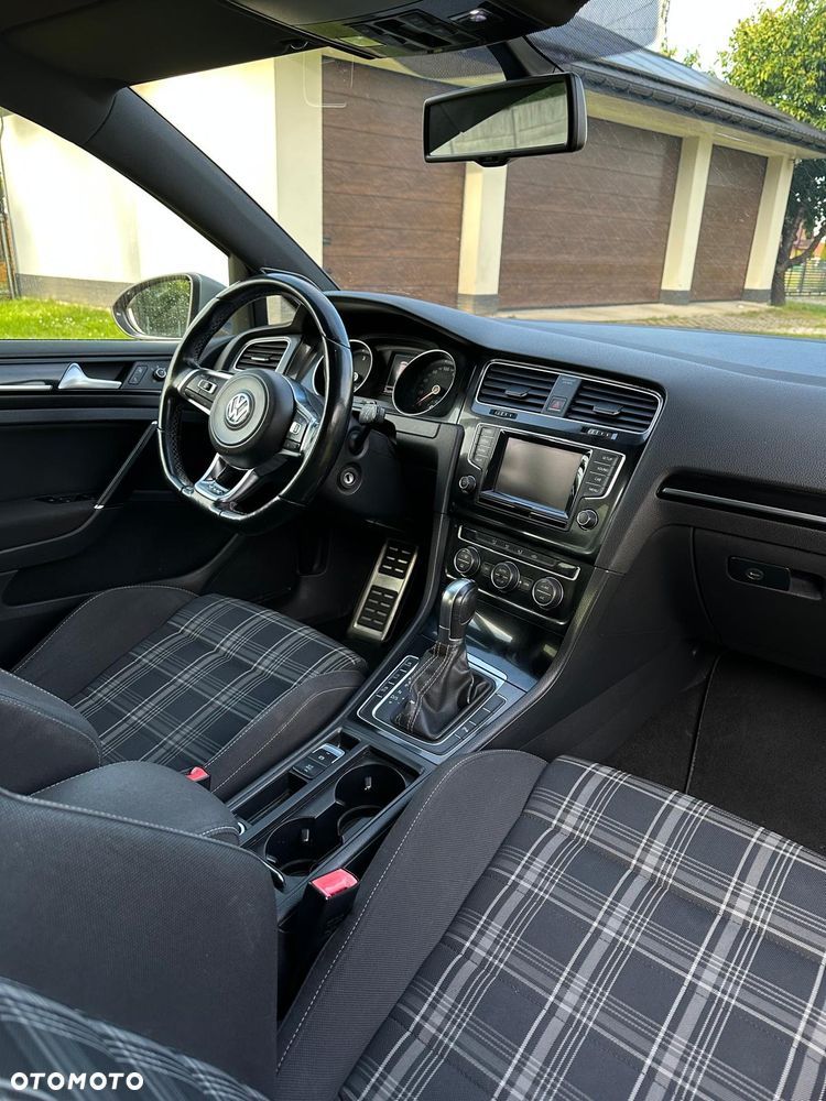 Volkswagen Golf 2.0 TDI BMT GTD DSG - 7