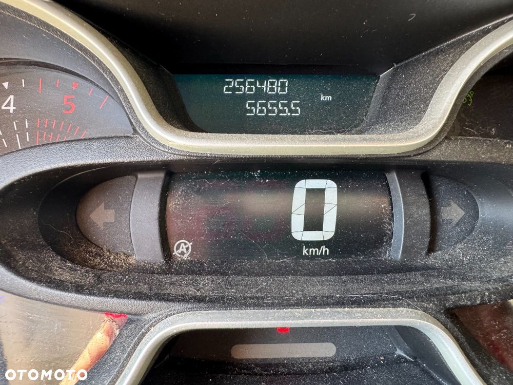 Nissan NV300 - 8