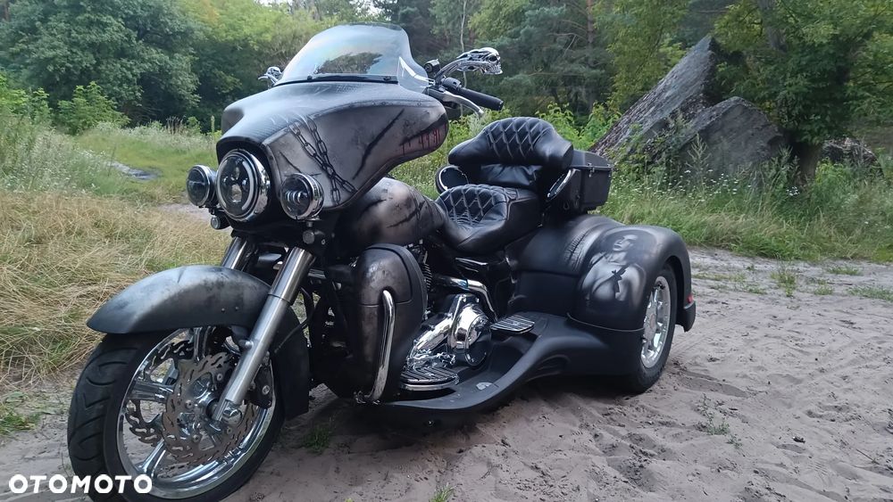 Harley-Davidson FLHTCU Ultra - 10