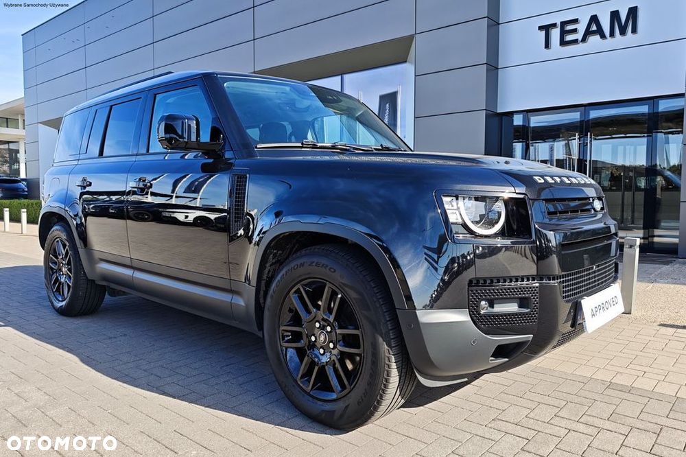 Land Rover Defender - 6
