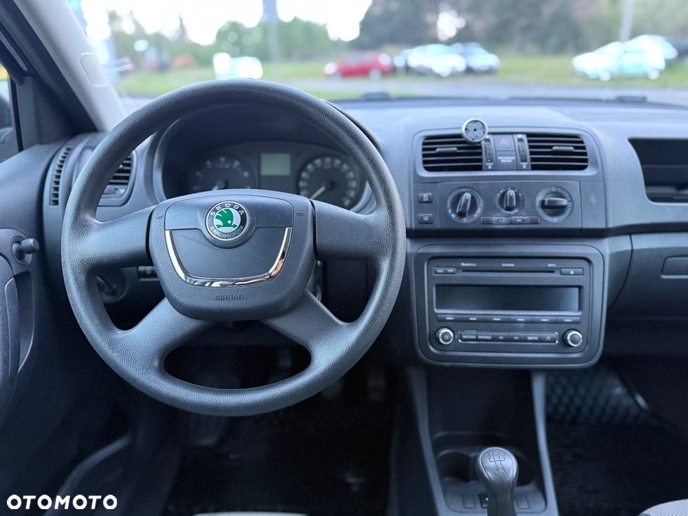 Skoda Fabia 1.2 HTP FAMILY - 25