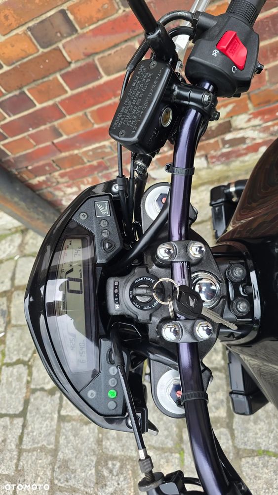 Honda Hornet - 16
