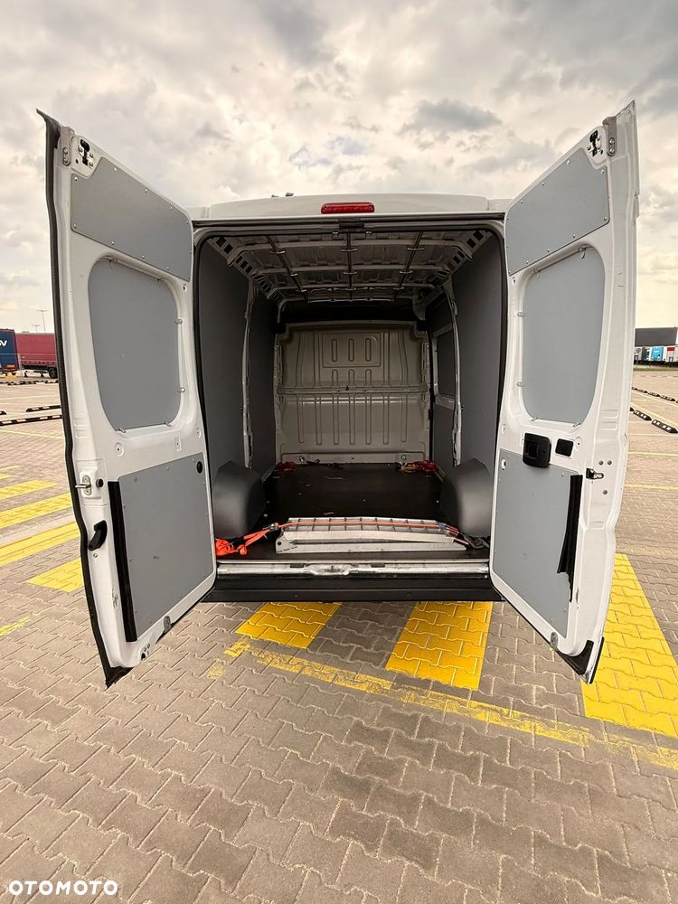 Opel Movano - 16